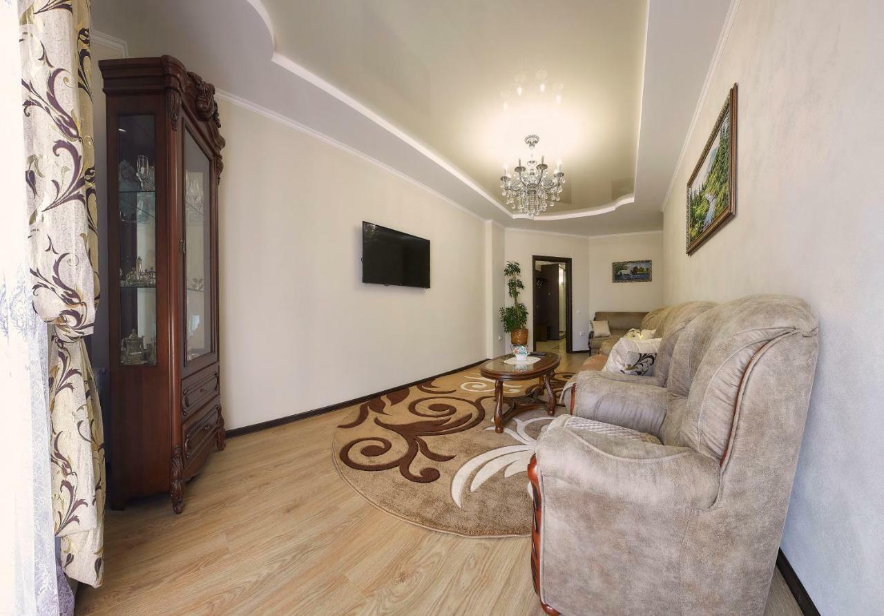 Luxury Apartament 2 Трускавец Екстериор снимка